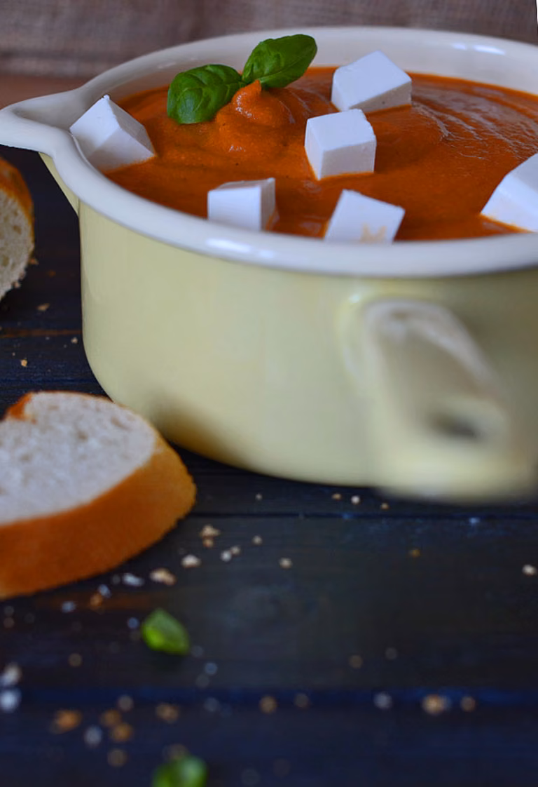 Zupa krem z pieczonej papryki i pieczonego kalafiora