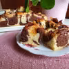 Dwukolorowe ciasto z jabłkami