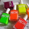 Neony
