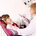 Wizyta stomatologiczna:  Co zrobić, żeby dziecko otworzyło buzię u dentysty?