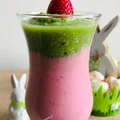 Smoothie truskawkowe z groszkiem cukrowym i orzechami nerkowca