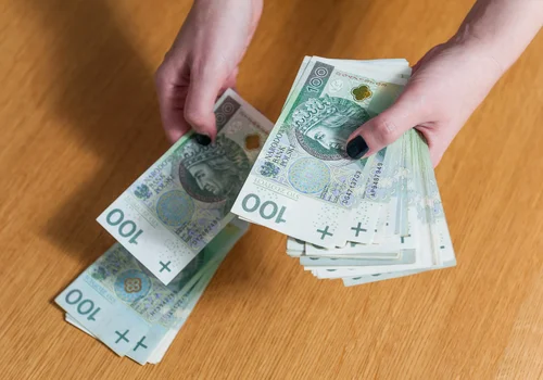 DODATKOWA pensja dla każdego pracownika! Jest wypłacana automatycznie, pracodawca nie może odmówić