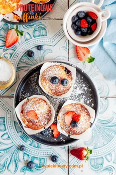 Proteinowe muffiny na serku wiejskim