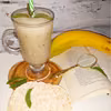 Zdrowe i orzeźwiające smoothie na wodzie kokosowej