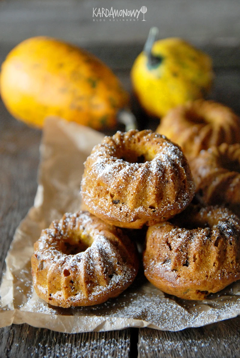 Muffiny dyniowe z czekoladą i orzechami