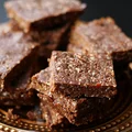 Zdrowe wegańskie batoniki bez glutenu, cukru, jajek