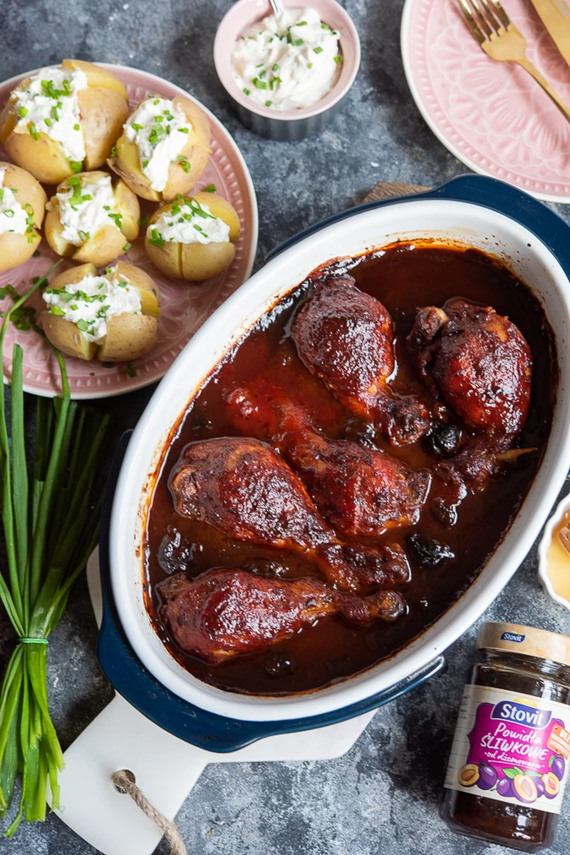 Udka pieczone w sosie z powidłami śliwkowymi