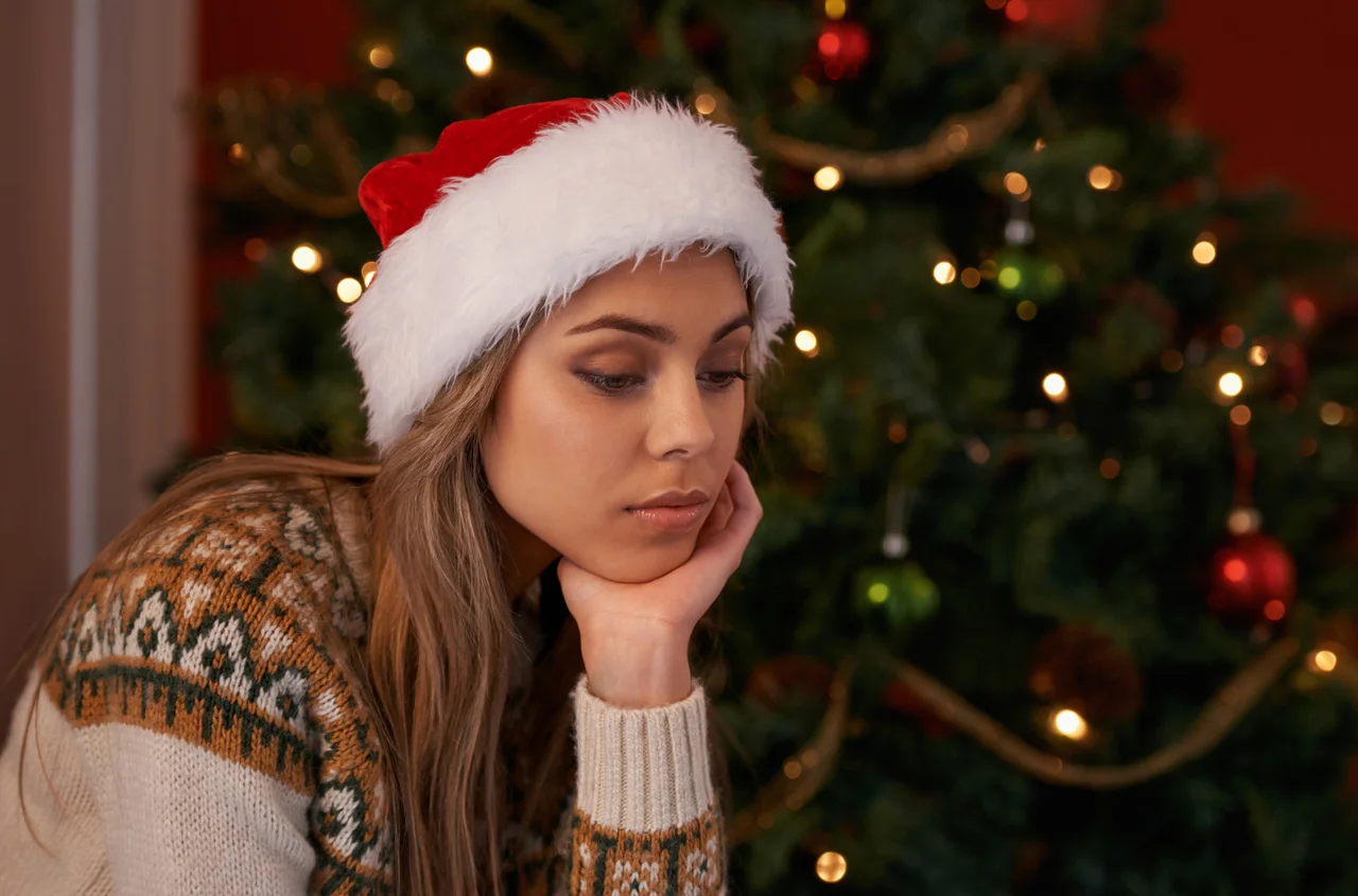 „Pocałował szwagierkę pod jemiołą. 'Widziałam to, ale wszyscy udawali, że nic się nie stało'” — pisze Sylwia [LIST]