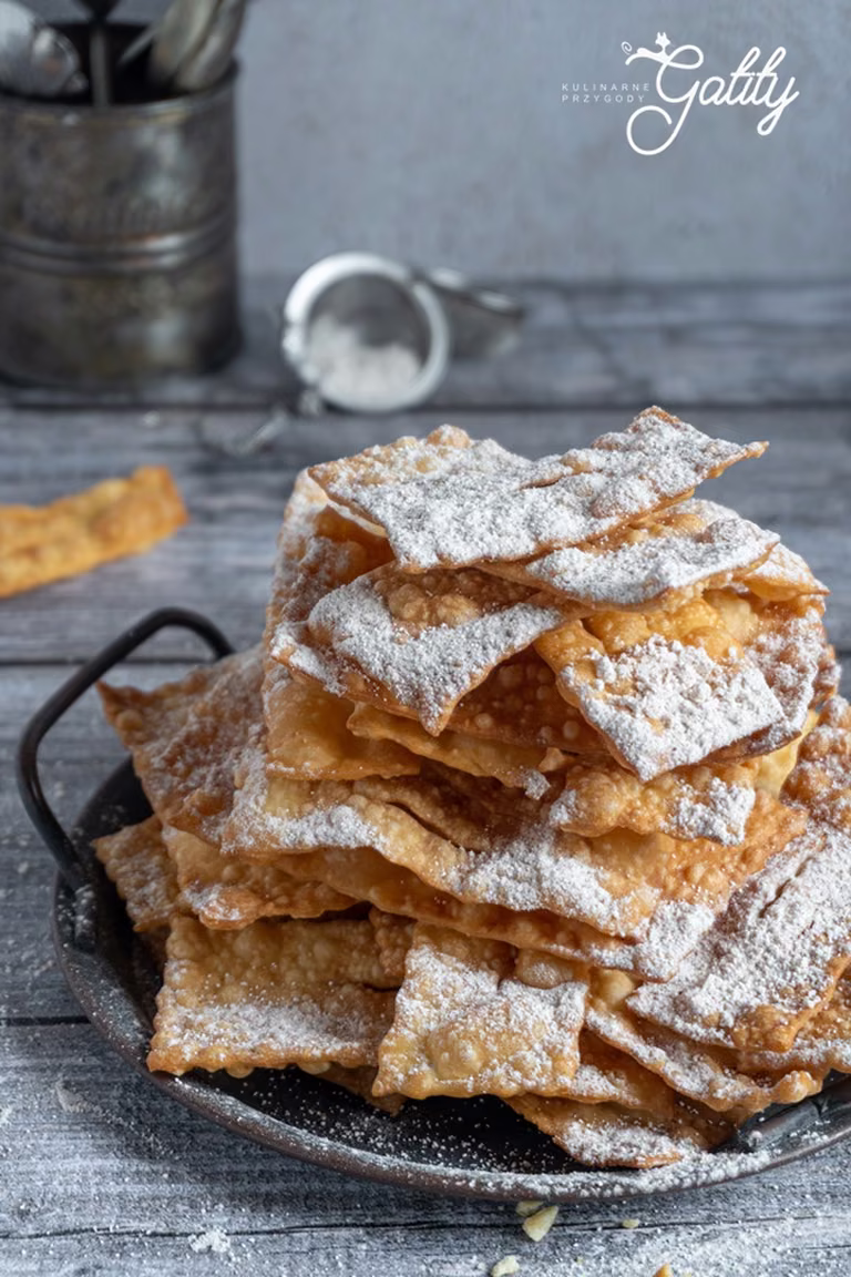 Chiacchiere, włoskie faworki