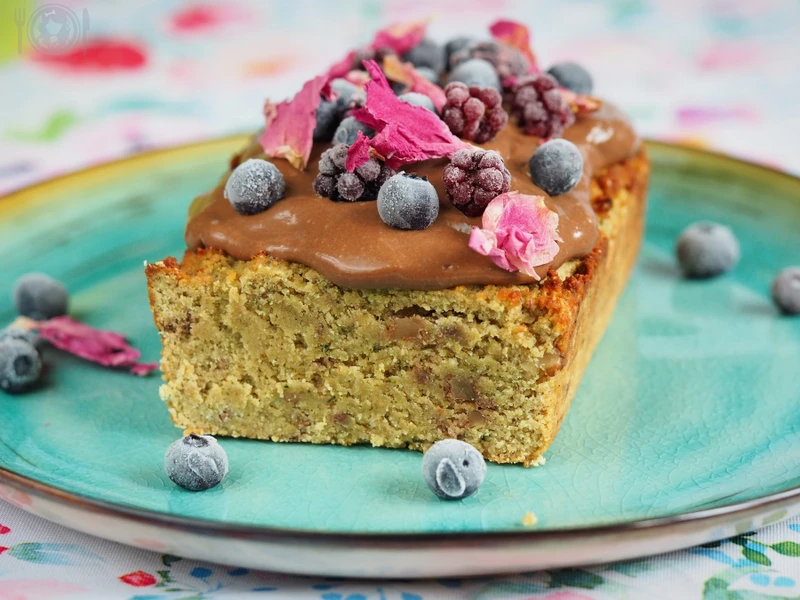 Keto chlebek proteinowy z cukinii (Paleo, LowCarb) - moderncavegirl.pl