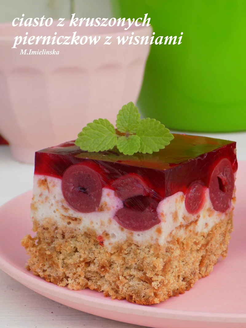 ciasto z kruszonych pierniczków z wiśniami