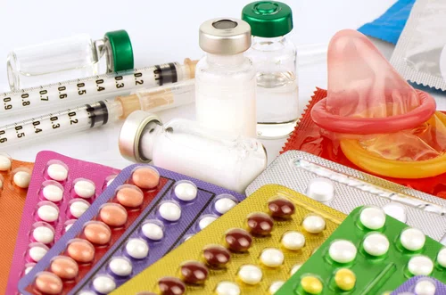 Poznaj popularne MITY na temat różnych środków antykoncepcyjnych