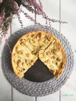 Tarta z kurczaka i porem