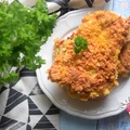 KOTLETY Z INDYKA W PANIERCE Z PŁATKÓW KUKURYDZIANYCH