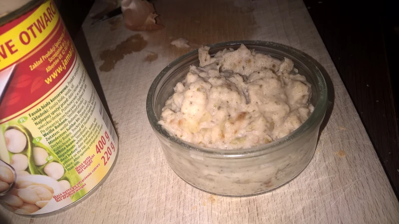 Pasta (smalec) z białej fasoli z jabłkiem