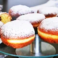 ,,Pączki z masłem orzechowym’’
