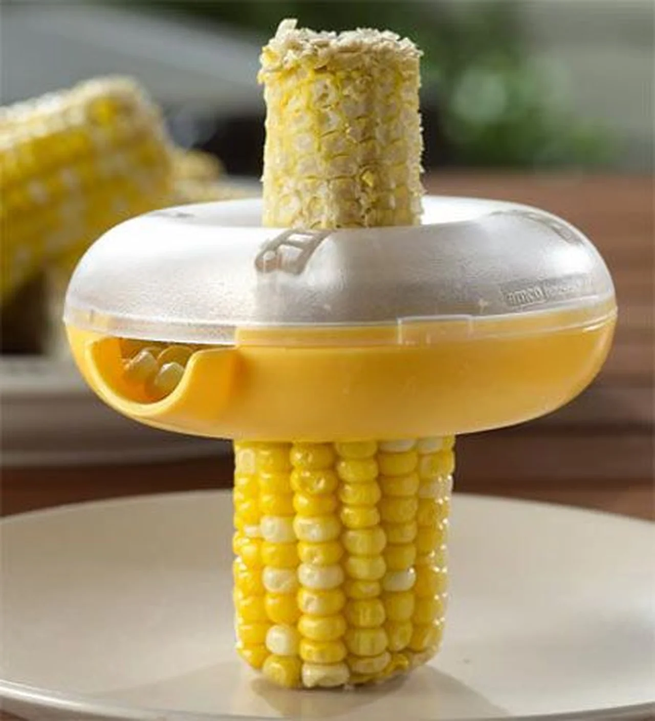 Jak szybko obrać kukurydzę