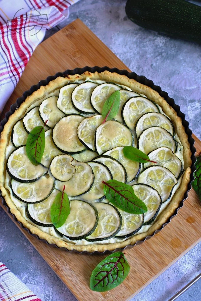 Tarta z ricottą i cukinią