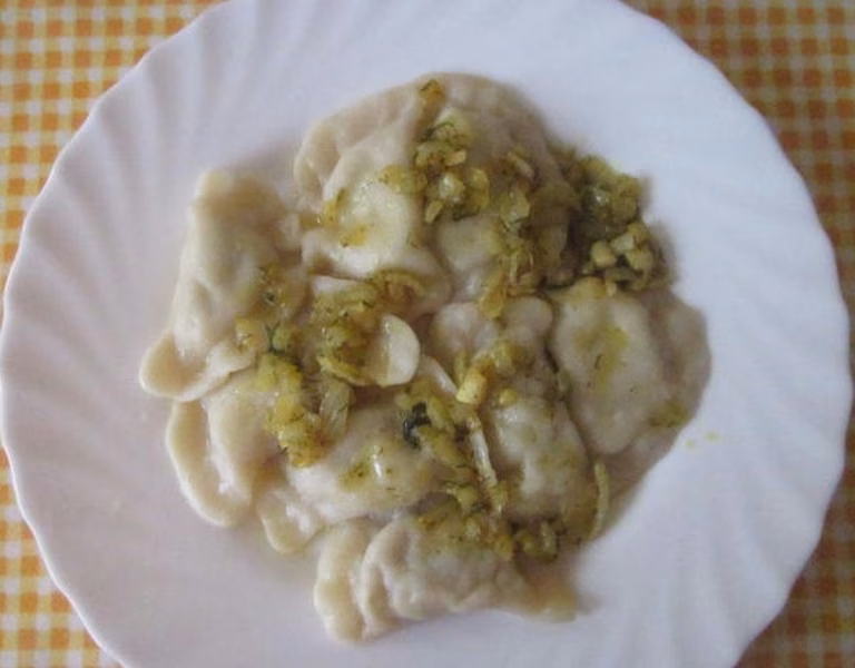 Pierogi z młodą kapustą