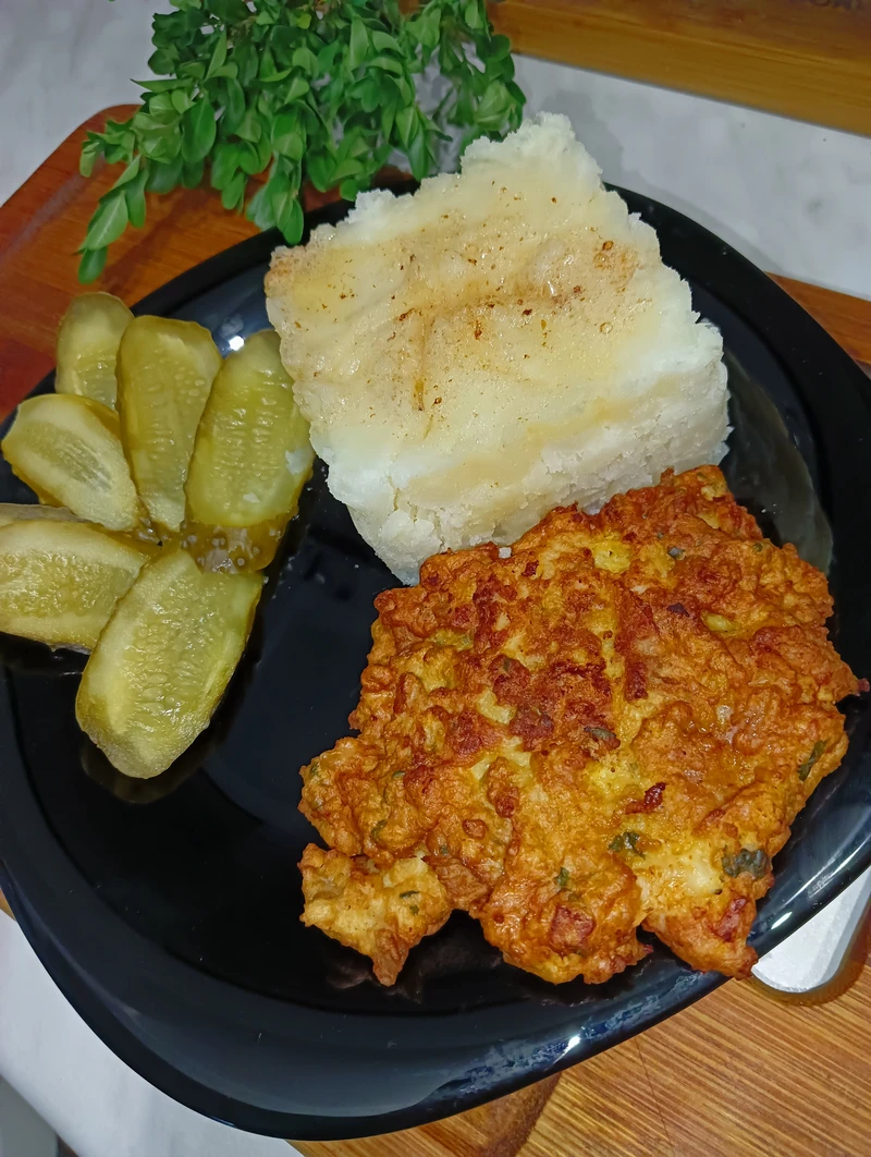 Kotleciki z pasków z fileta kurczaka