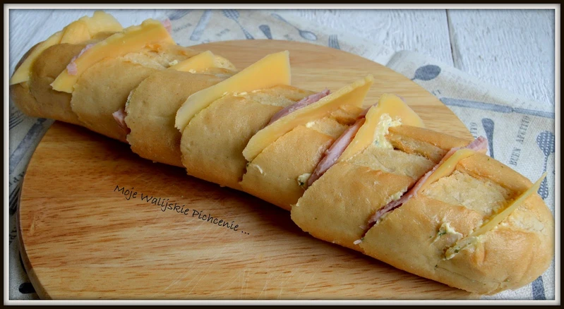 Paluchy zapiekane