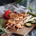 Grillowane krewetki w glazurze miodowo-piwnej