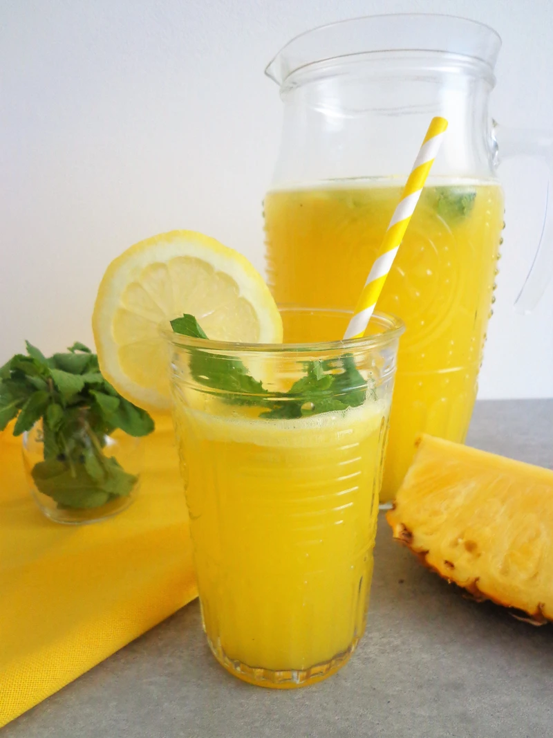 Ananasowa lemoniada