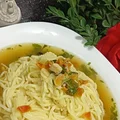 Rosół z pieczonych ćwiartek kurczaka