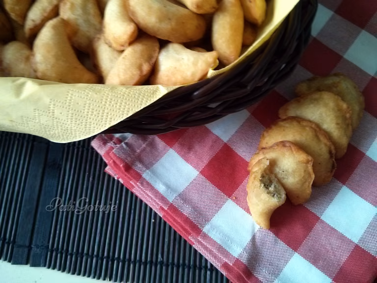 Czebureki