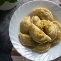 Pierogi z kaszą gryczaną i twarogiem