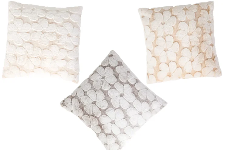 Zdjęcie Te poduszki z Action za 19 zł będą hitem tej wiosny! Wrzucisz do pralki, cudowne miękkie, a wzór doda uroku nudnej kanapie #2