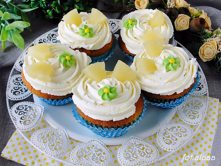 Cupcakes ananasowe