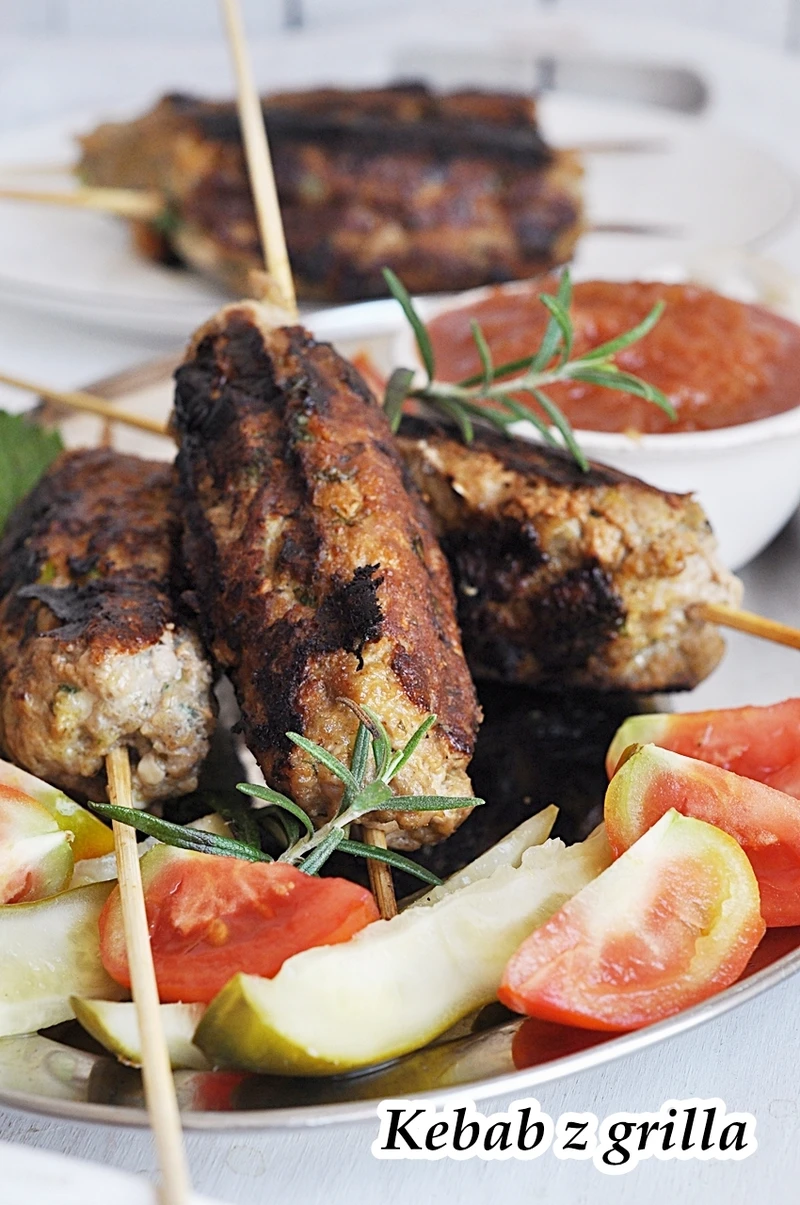 Kebab z grilla na patyku
