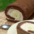 Rolada kawowa z bananem