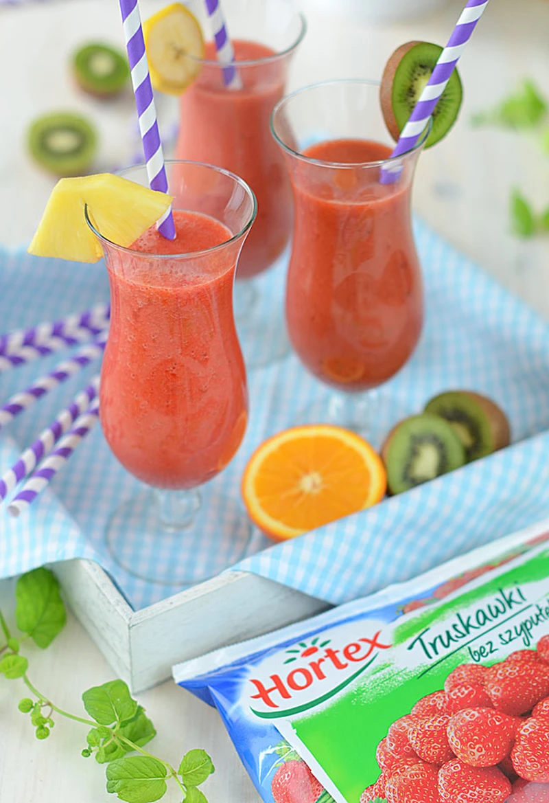 Smoothie truskawkowe w 100% owocowe na 3 sposoby