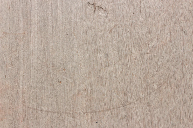 Jak się pozbyć rys z mebli?