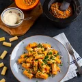 Makaron z dyniowym pesto - idealny na jesień - food²