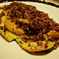 Omlet z kaszą gryczaną i pieczarkami