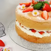 Biszkopt z mascarpone i truskawkami
