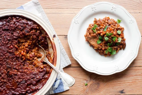 Wegańskie ragu z soczewicą i grzybami