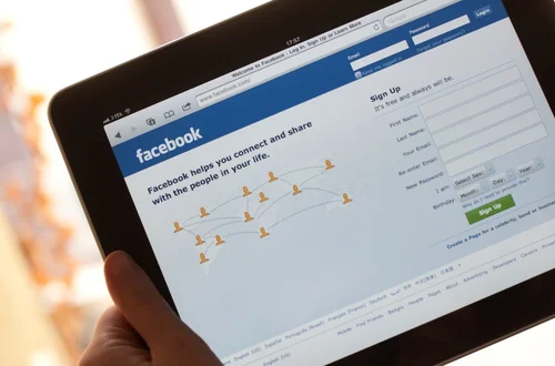 Facebook wprowadza opłaty! Jakie funkcje będą płatne?