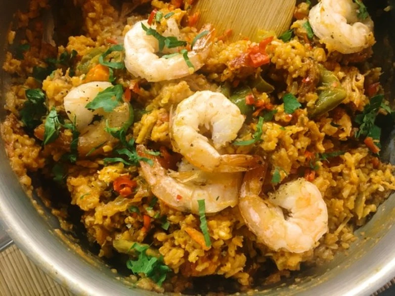 Jambalaya z resztkami kurczaka