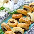 Szybkie roladki z pieczarkami i serem – imprezowa przekąska | Słodkie okruszki