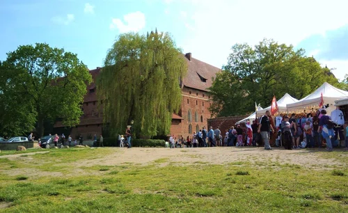Zwiedzanie zamku w Malborku