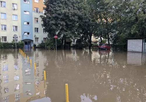 Dramatyczna sytuacja w Nysie! "Fala może zalać całe miasto".