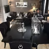 Czarny salon glamour