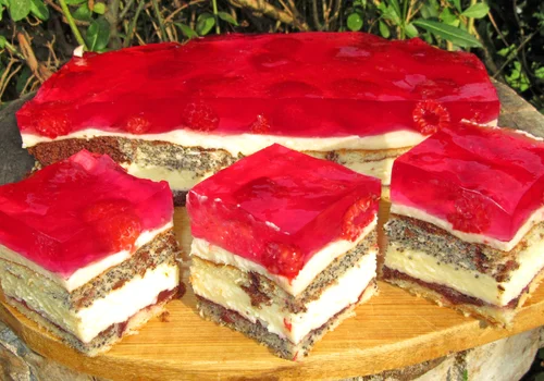 CIASTO POPAPRANIEC Z MALINAMI I GALARETKĄ, pyszne i efektowne+FILM