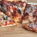 Pizza domowa z salami