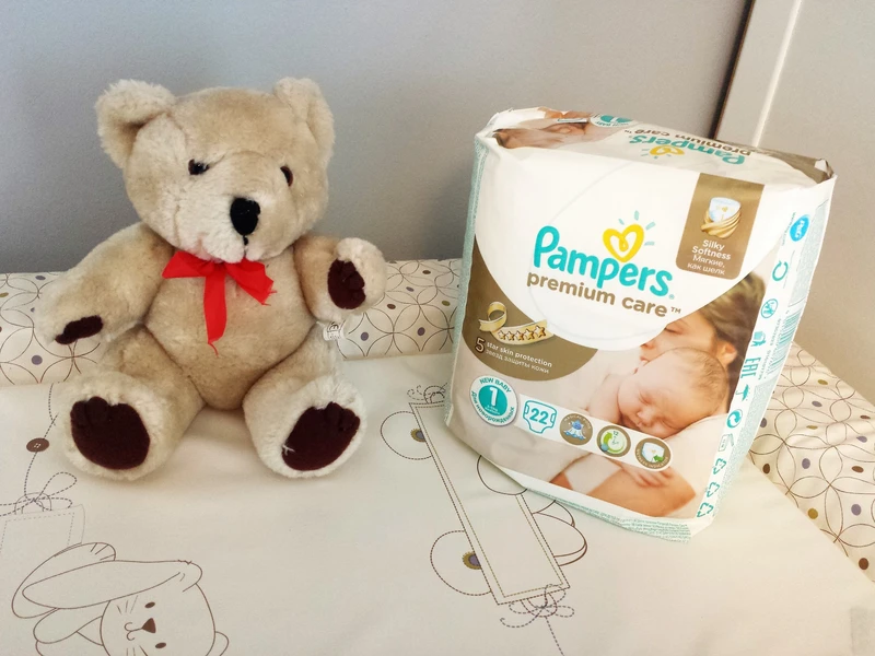 JAKIE PIELUSZKI JEDNORAZOWE DLA NOWORODKA
