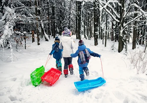 Nowe terminy ferii zimowych 2026! Jedna data jest szczególnie niekorzystna, a uczniowie z tych województw będą zadowoleni